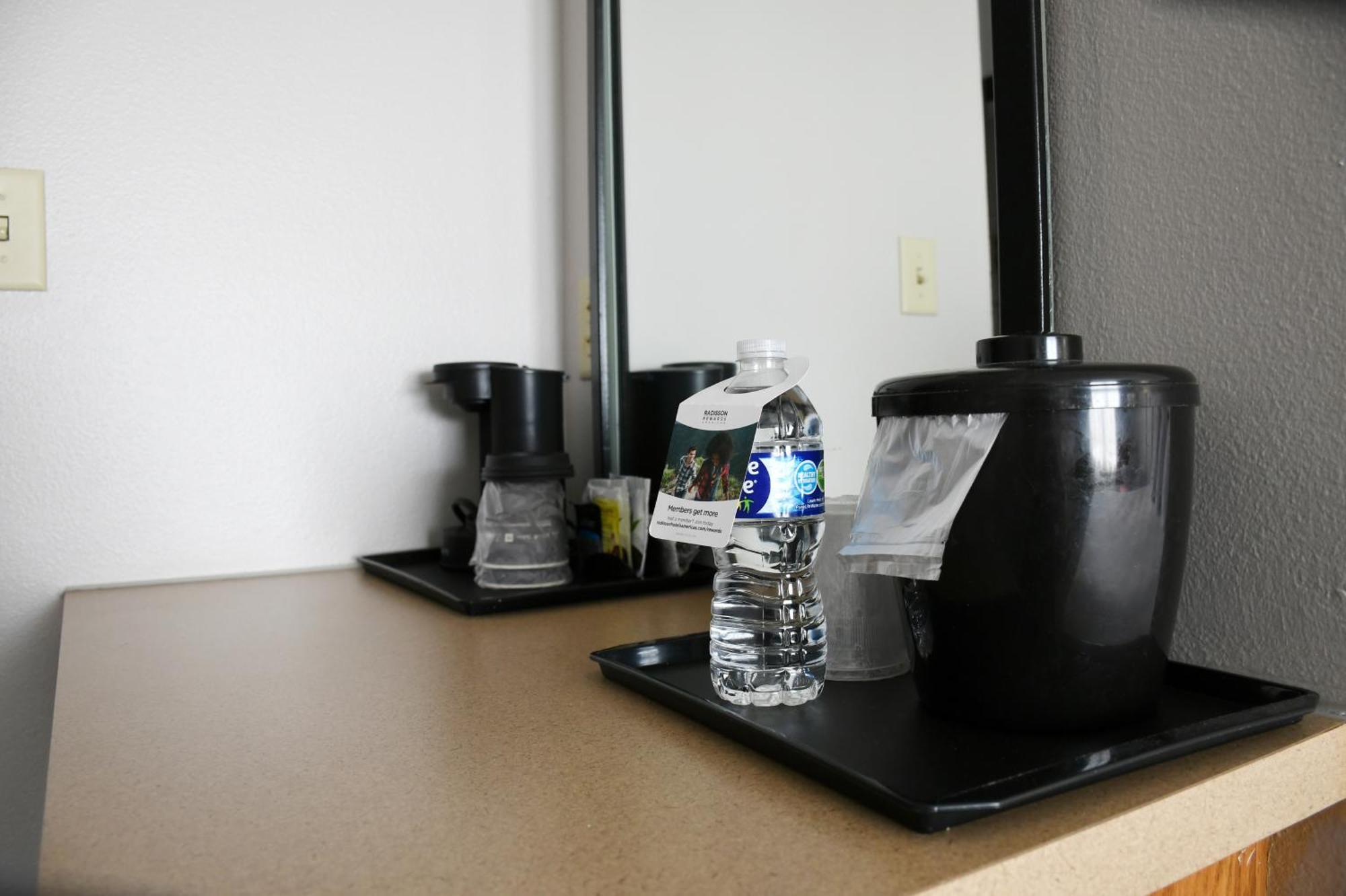 Country Inn & Suites By Radisson, Fort Dodge, Ia מראה חיצוני תמונה